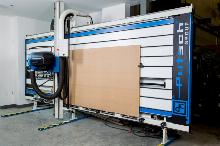 Putsch SVP 320 Vertical Panel Saw with Independent Scoring Motor