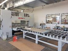 MAKOR K- two 77" wide, 2 arm, 8 gun spray machine