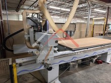 Vantech 5 by 10 CNC Router with Off Load and Conveyor