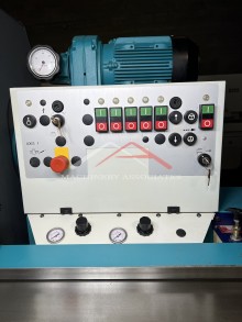 Wadkins GD 220 5 head Moulder Through Feed