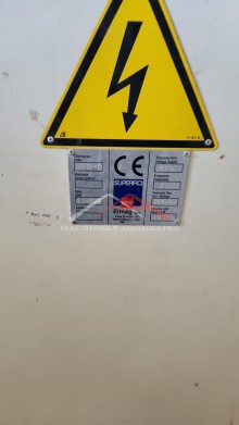 2007 Superfici Magnum Twin Arm Dual Servo Spayer with cleaning trolley and material recovery system