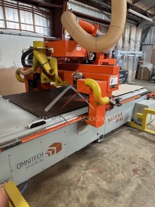 Omnitech Selexx Pal 5x10 Flat Table CNC Router with Pushoff