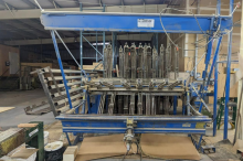 Taylor model 8001-28 clamp carrier 40 section with pneumatic tightener.