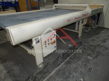Makor Q-One 1300 with Pumps and Guns & Infeed/Outfeed Conveyor