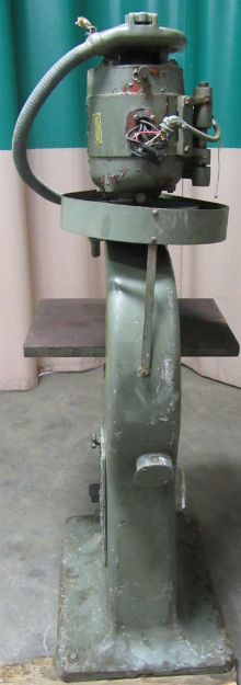 Used Ekstrom Carlson Pin Router