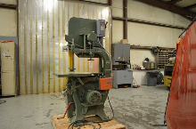 NORTHFIELD 27 IN. BAND-SAW NORTHFIELD 27 IN. BAND-SAW