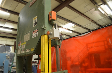 NORTHFIELD 27 IN. BAND-SAW