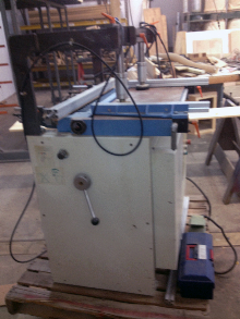 Lobo BR-2132 Universal Drilling Machine