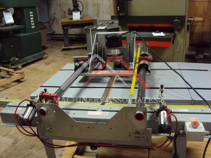 Safety Speed Cut TR2 Panel Router