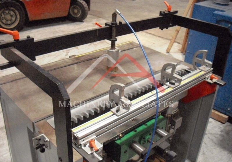 DETEL M-29, 32MM HORIZONTAL & VERTICAL CONSTRUCTION BORING MACHINE