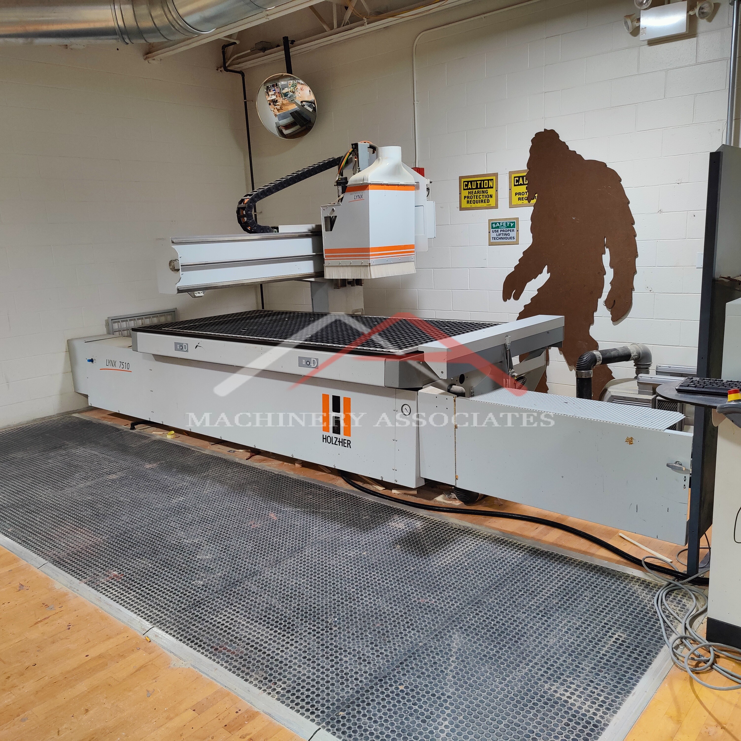 Holzher Lynx 7510 Flat Table CNC Router