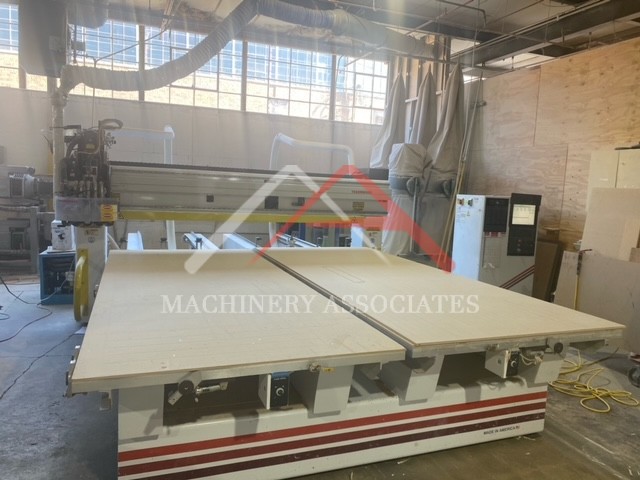 Thermwood, CNC Router - TWIN 5x12 tables! Thermwood, CNC Router - TWIN 5x12 tables!