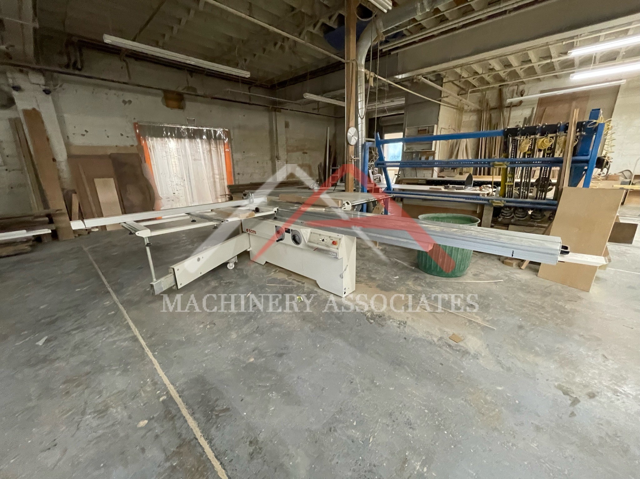 SCMI SI 300 Nova Sliding Table Saw