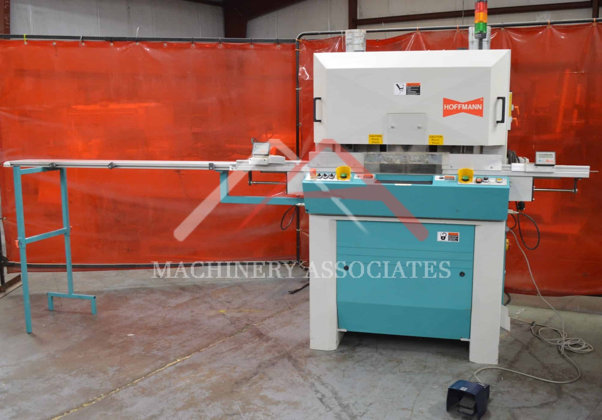 Hoffmann MS35SF Double Miter Saw w/ Dovetail Routing