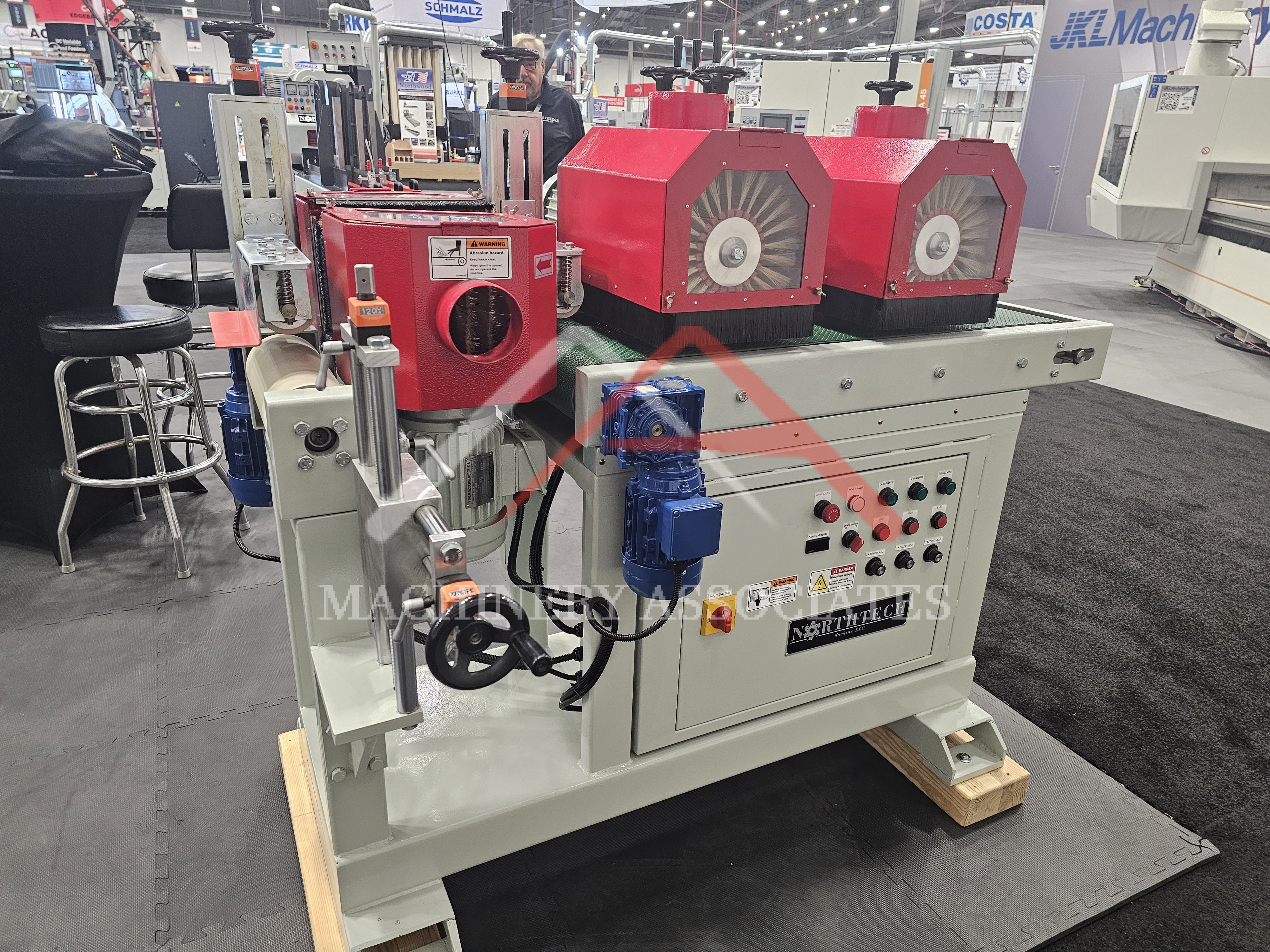 Northtech NT-MBS12-2T1R1OL-EL Four Head Moulding Brush Sander