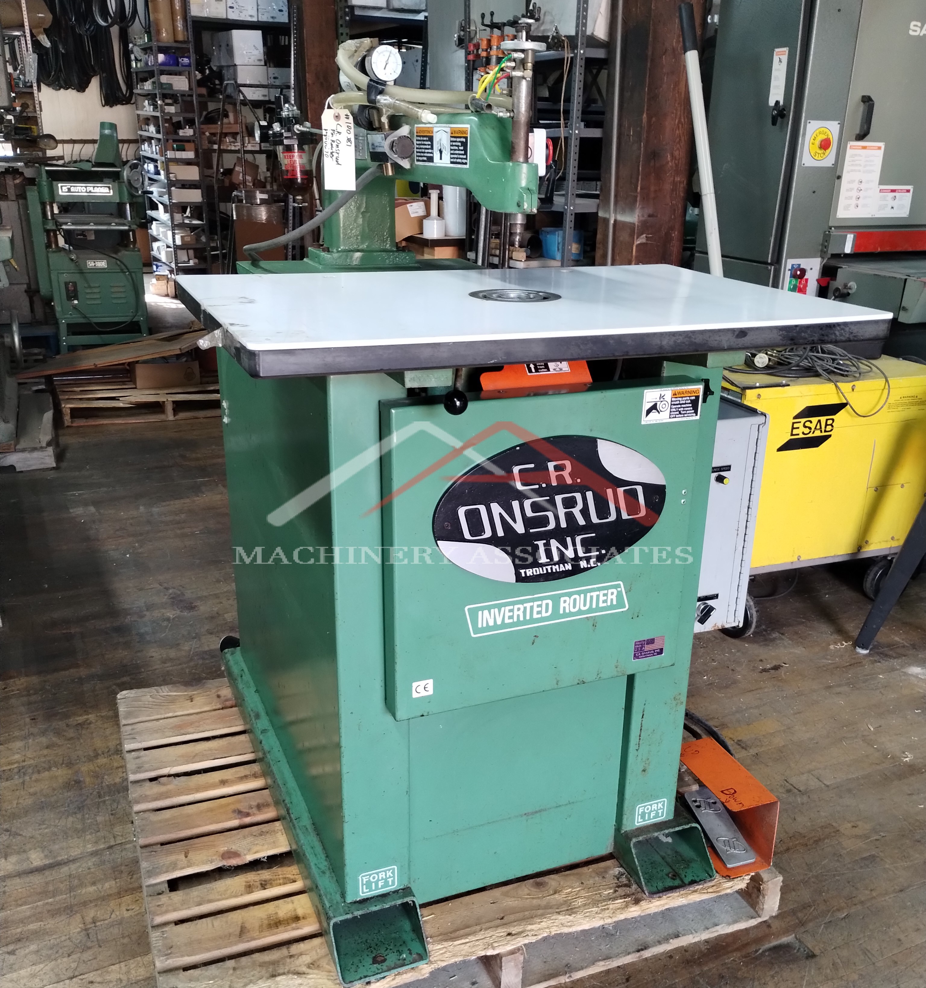 C.R. Onsrud 3025 Inverted Pin Router