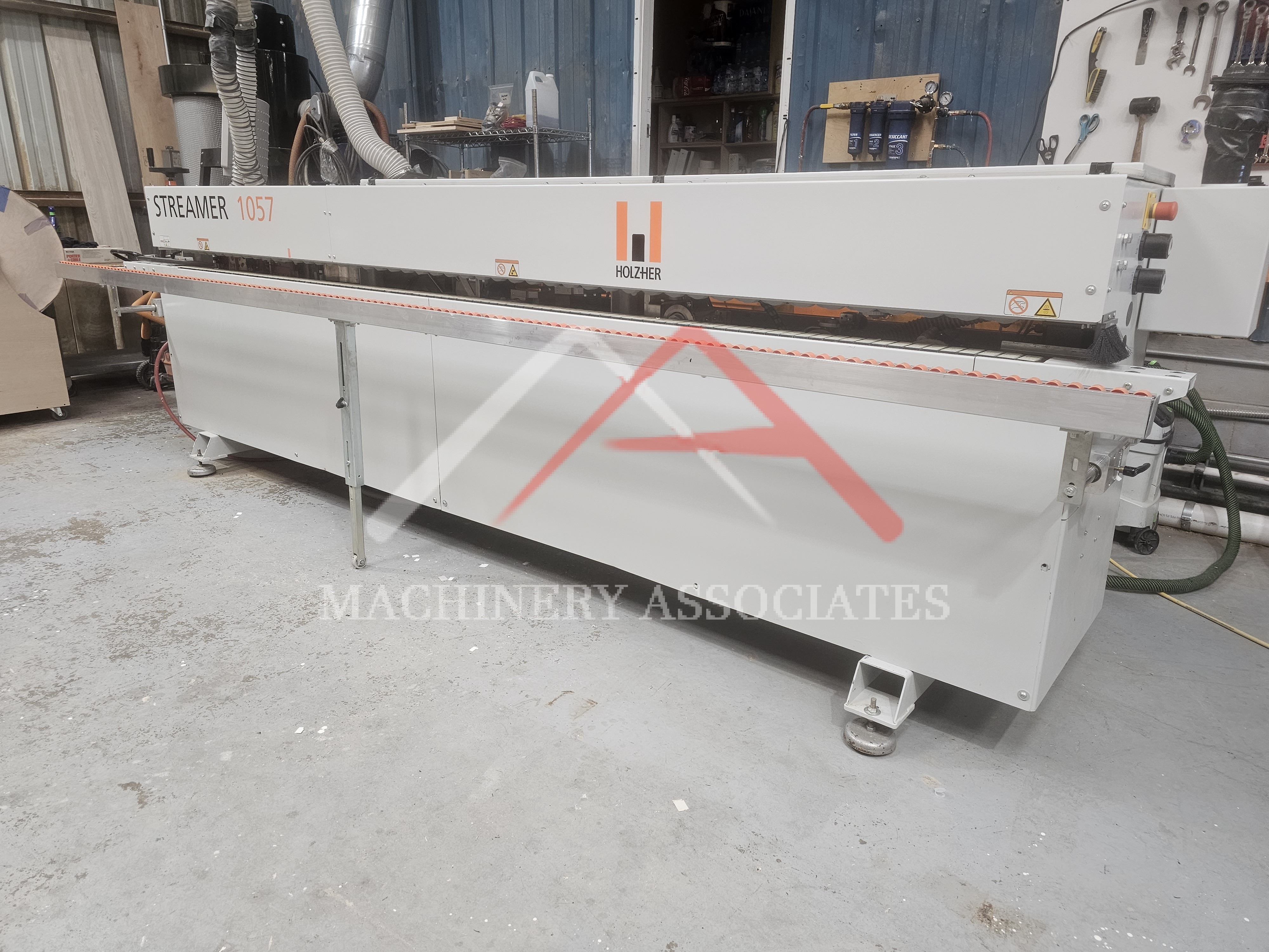 2015 HOLZ-HER STREAMER 1057 EDGEBANDER 2015 HOLZ-HER STREAMER 1057 EDGEBANDER