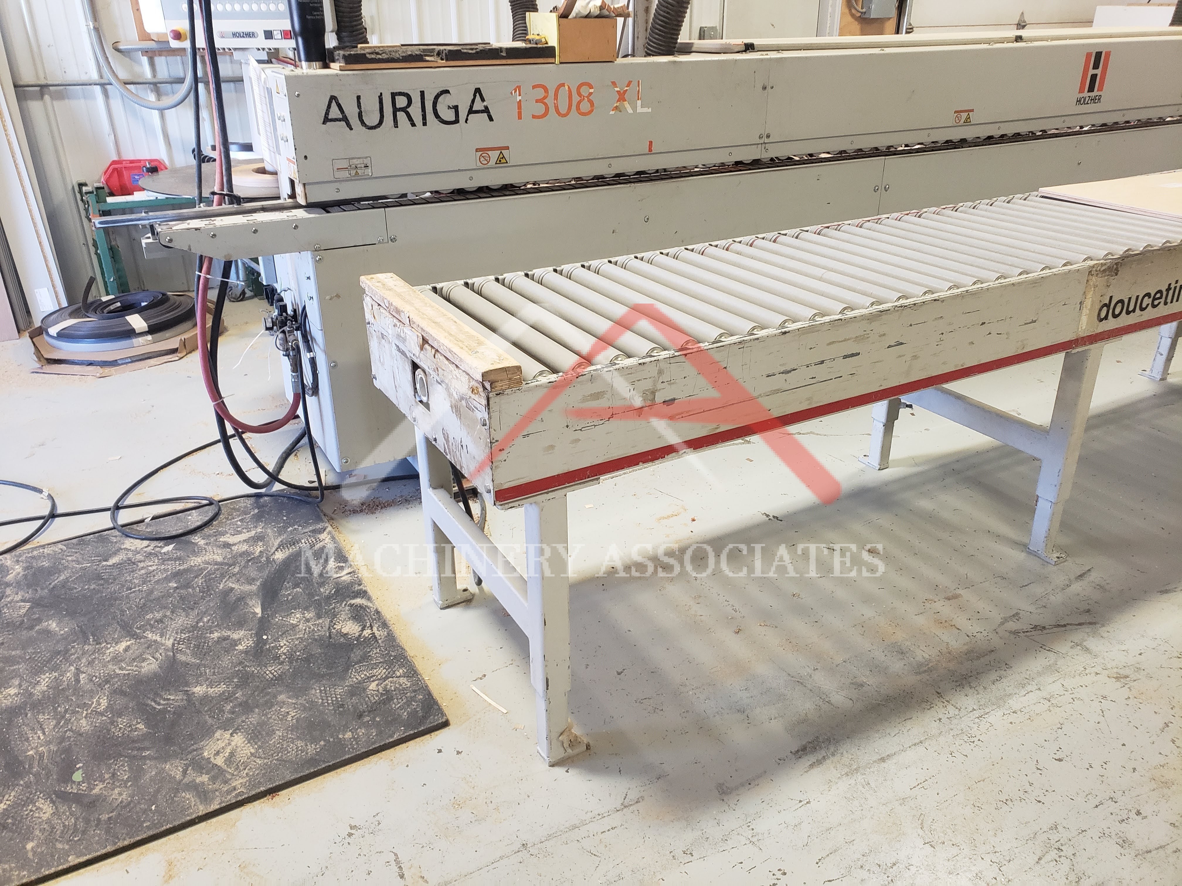 2013 HolzHer 1308 XL Edgebander with Doucet XPRS-24 Return Conveyor 2013 HolzHer 1308 XL Edgebander with Doucet XPRS-24 Return Conveyor