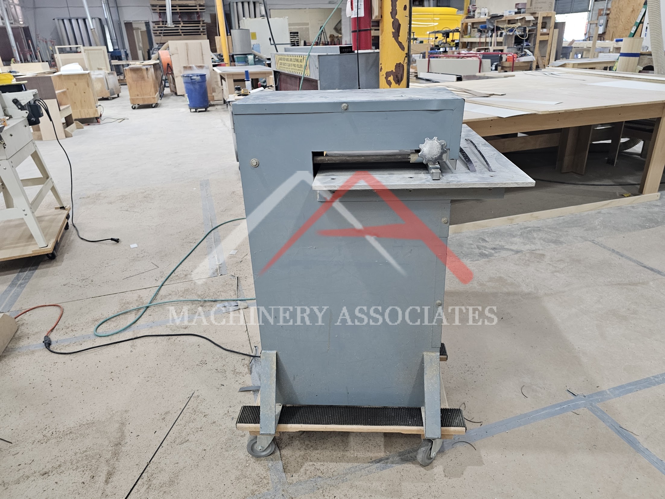 2001 Mar-Bel Laminate Slitter 2001 Mar-Bel Laminate Slitter