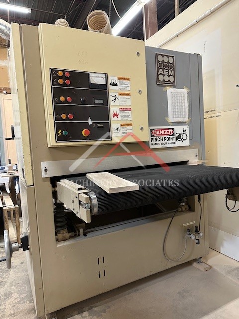 AEM 43" 2 Head Orbital Sander  w/Pad & Fladder Brush