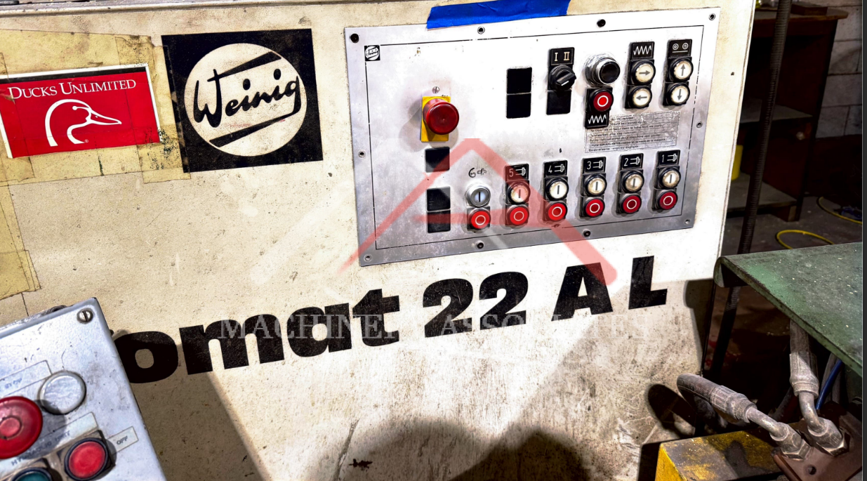 WEINIG H22AL/002 MOULDER THROUGH FEED