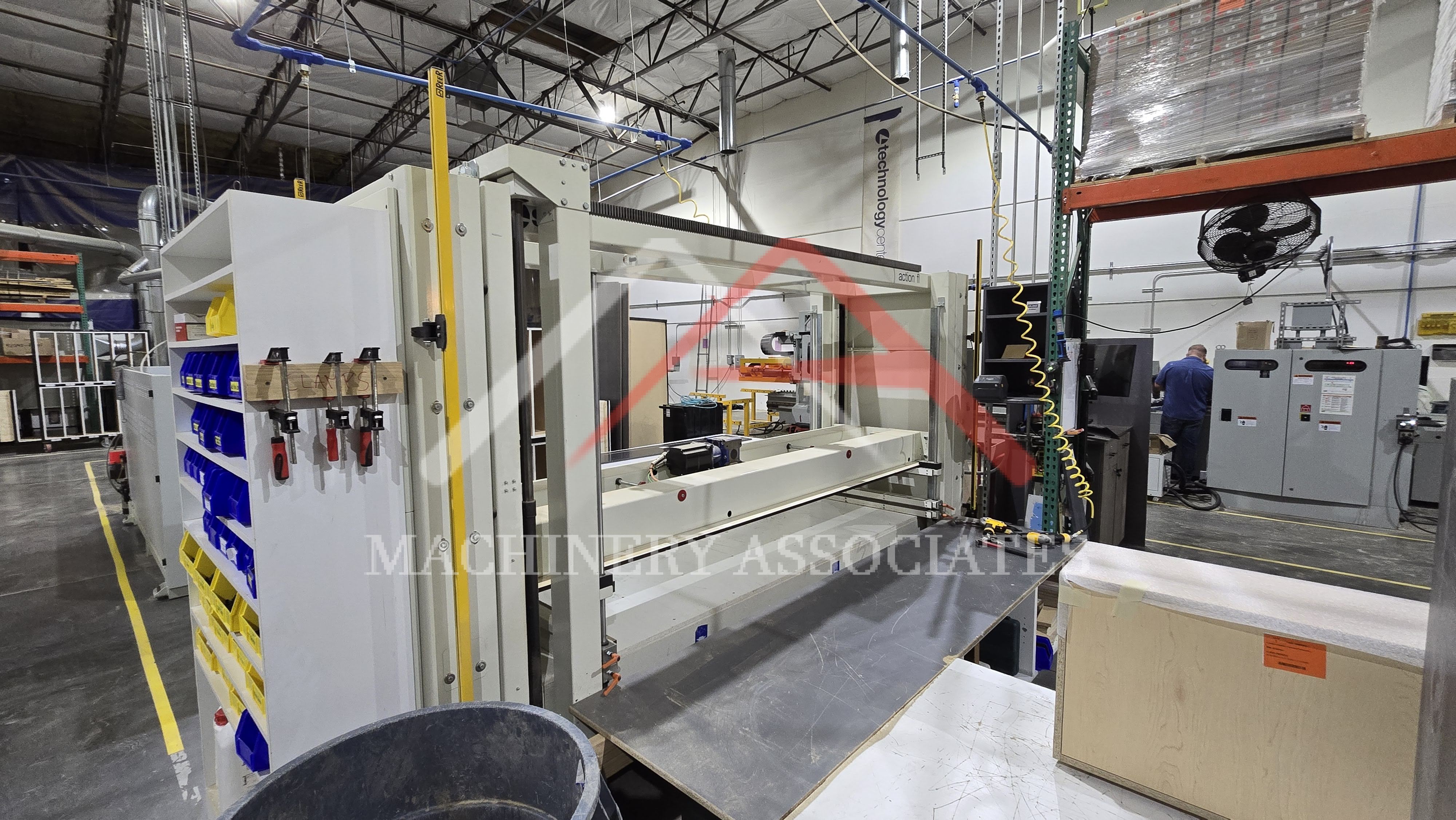 SCM Action FL Case Clamp