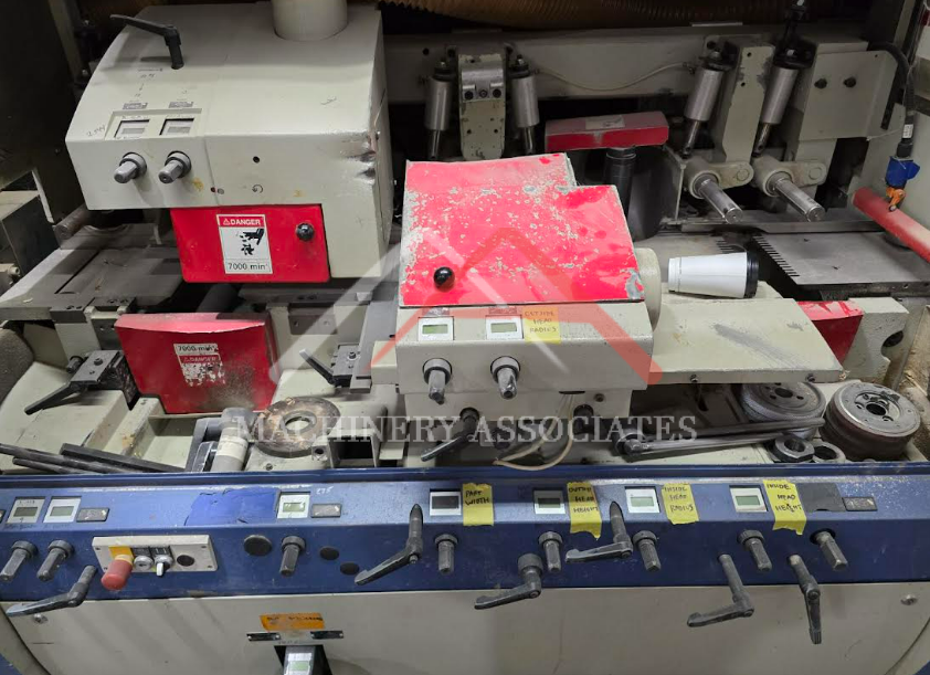 WEINIG UNIMAT 1000/017 MOULDER FEED THROUGH