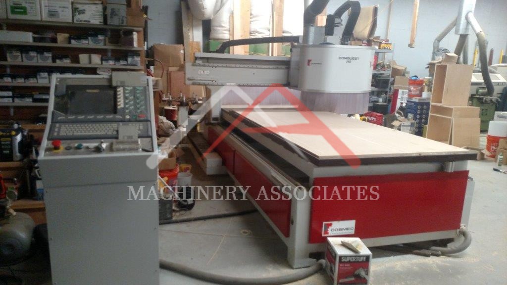 Holzher/Cosmec Conquest 250 4x8 CNC Router -  Osai Control   (Super low hours)