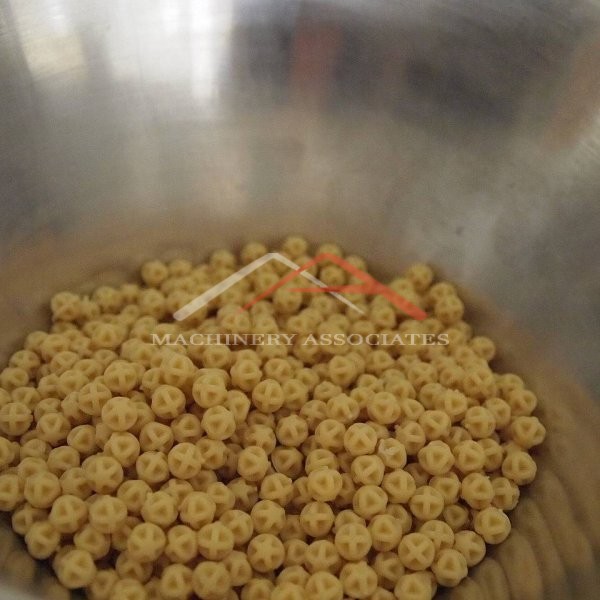 Unique Machinery - Pneumatic Space Ball Inserter Machine