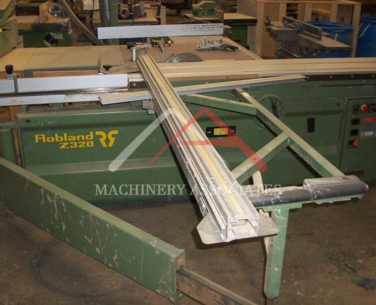 ROBLAND Z320 SLIDING TABLE SAW