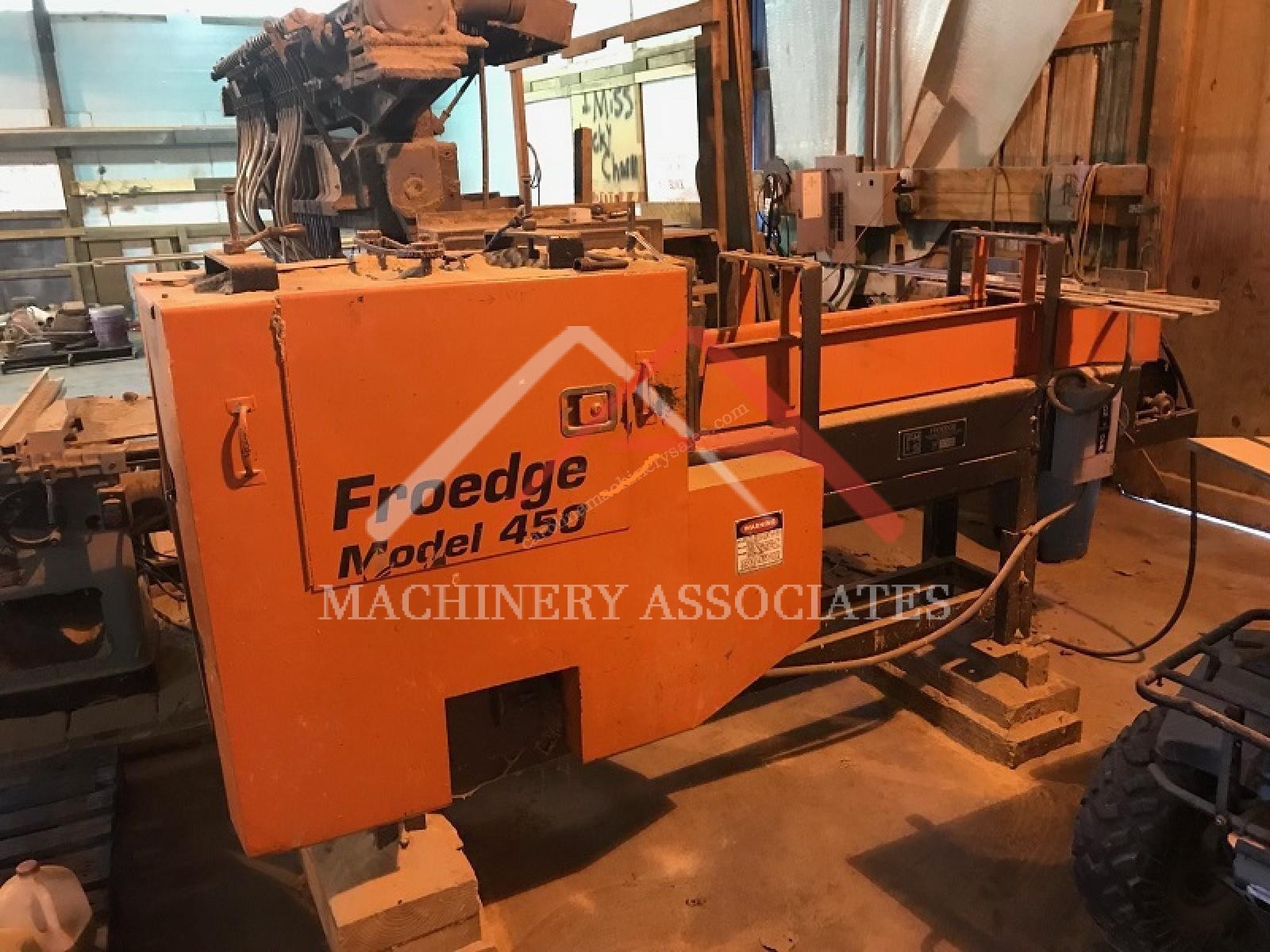 FROEDGE MODEL 450 DEDUSTER FOR PALLET BOARDS