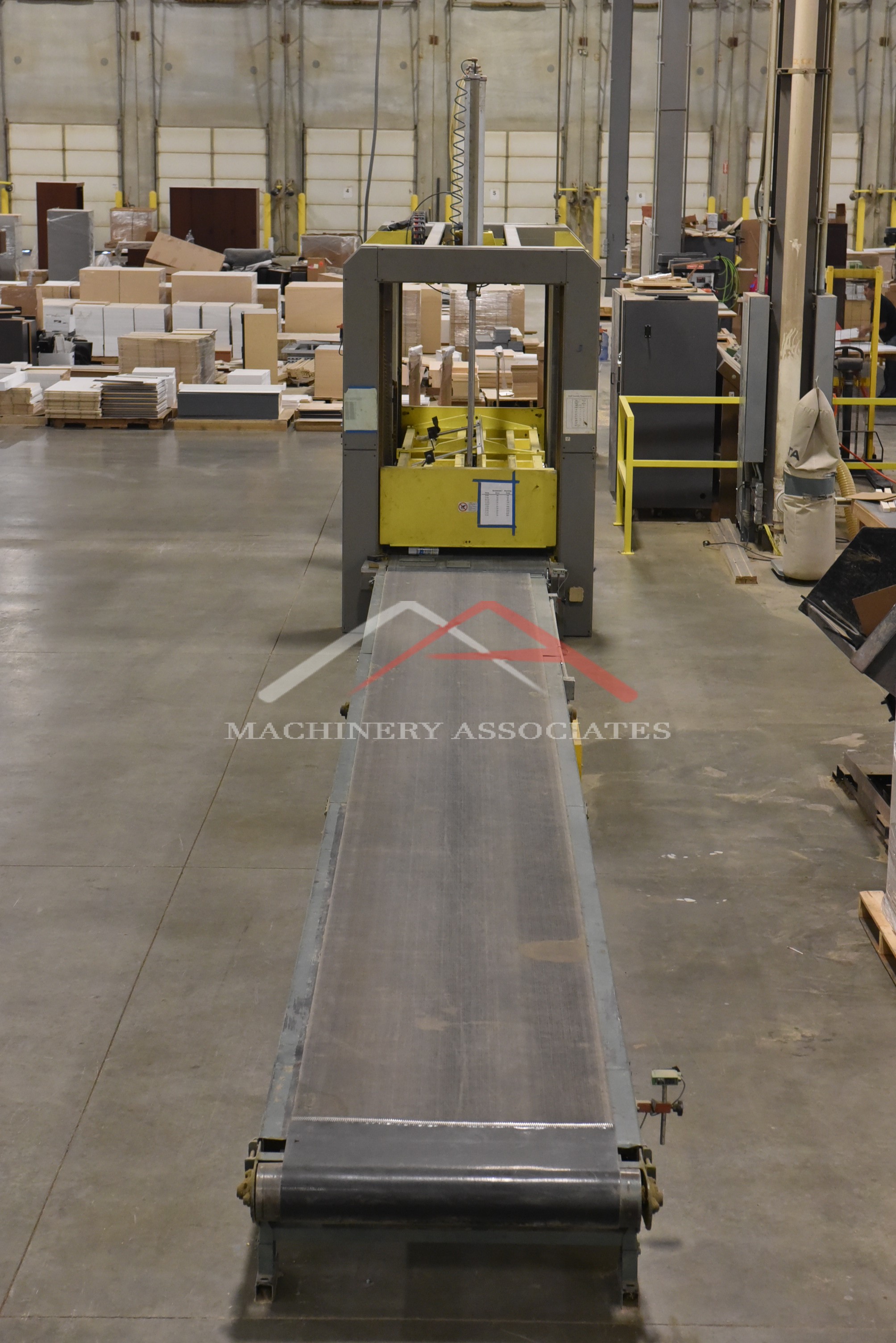 Comil CF-2000 Feed Through Case Clamp