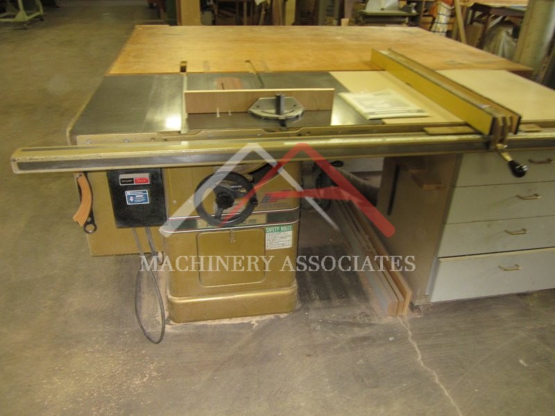 Powermatic 66 table saw