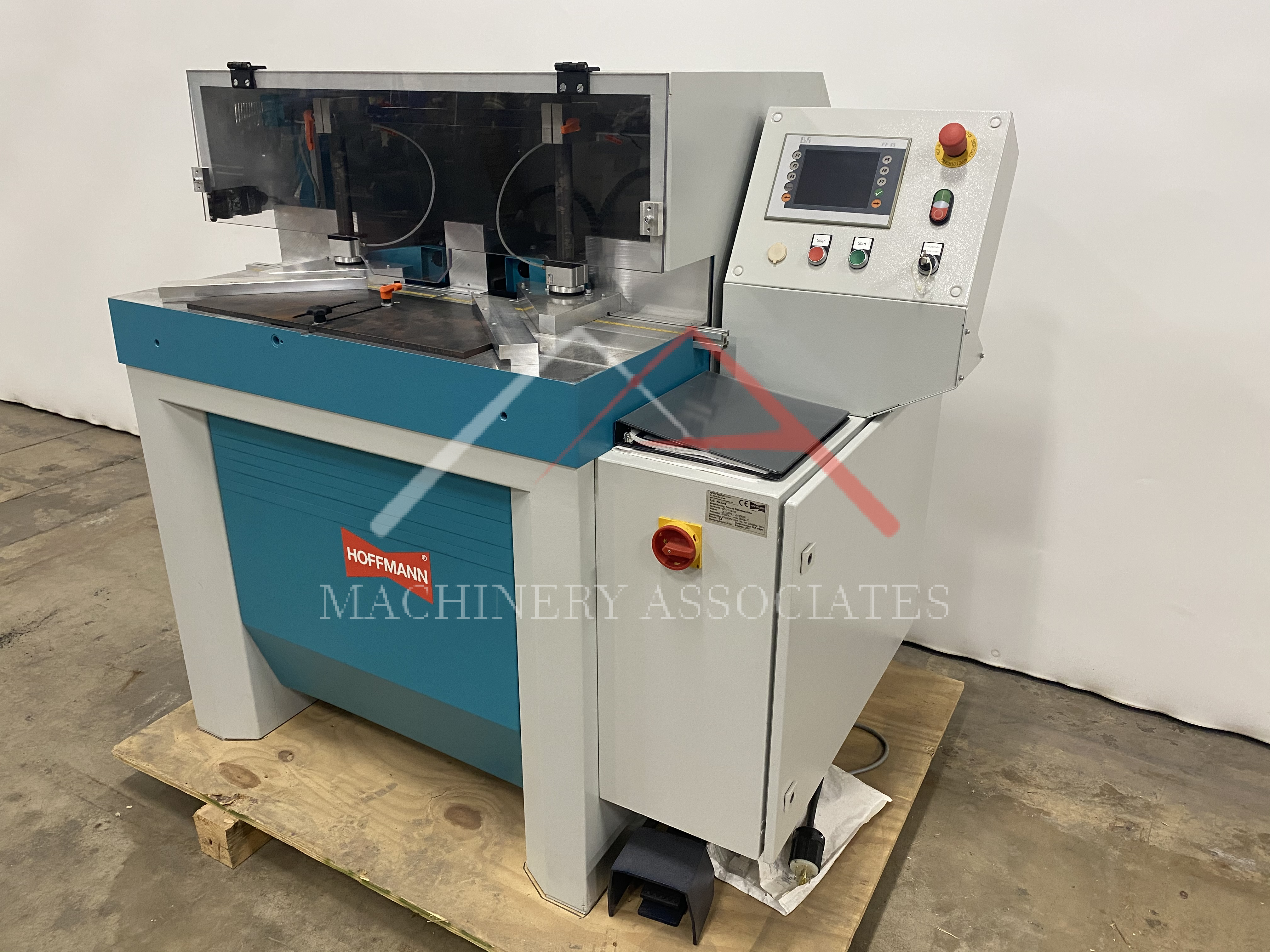 Hoffmann PP2-NC Automatic Dovetail Routing Machine NEW! Hoffmann PP2-NC Automatic Dovetail Routing Machine NEW!