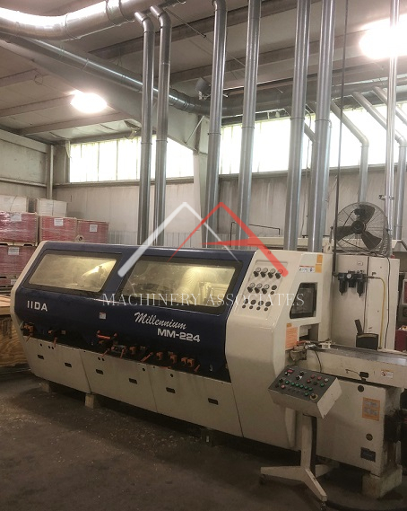 IIDA MM224 6 head Moulder