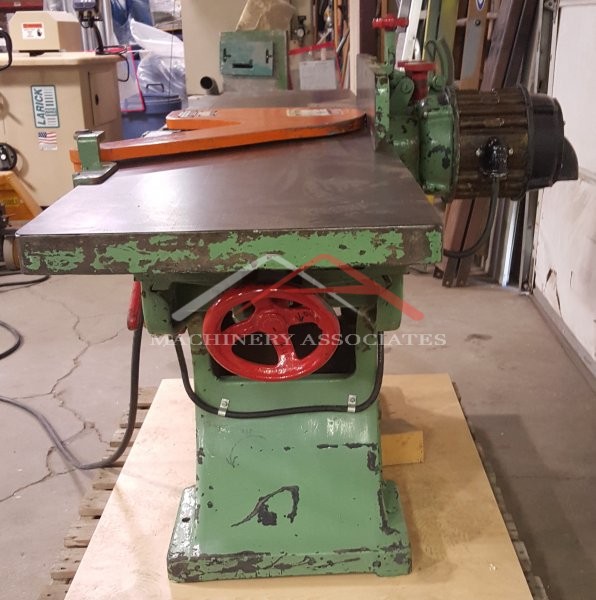 Crescent 16" Classic American Mid 1920's Cast Iron Jointer