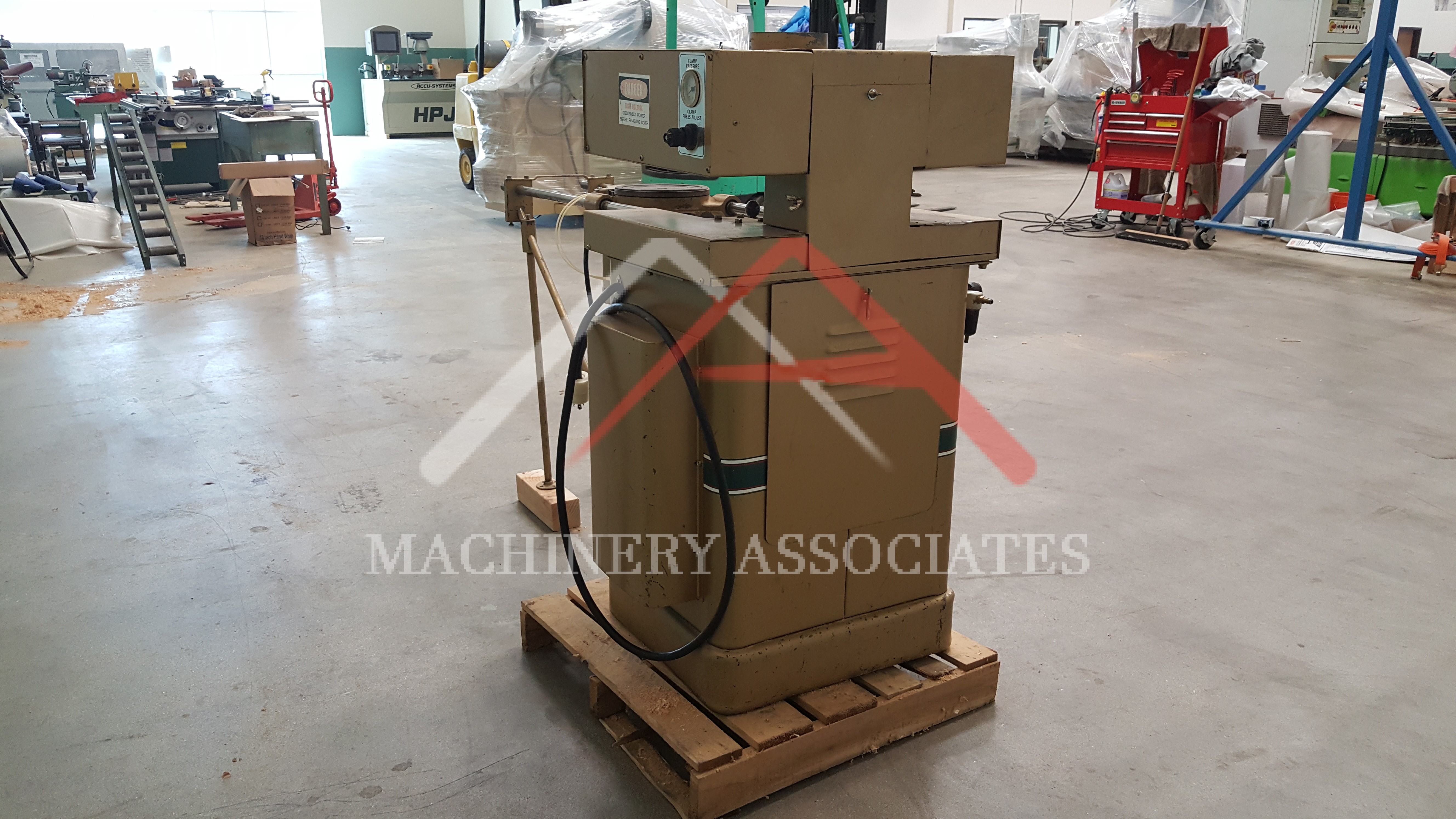 Powermatic Model 26A Shaper with Auto Rotator