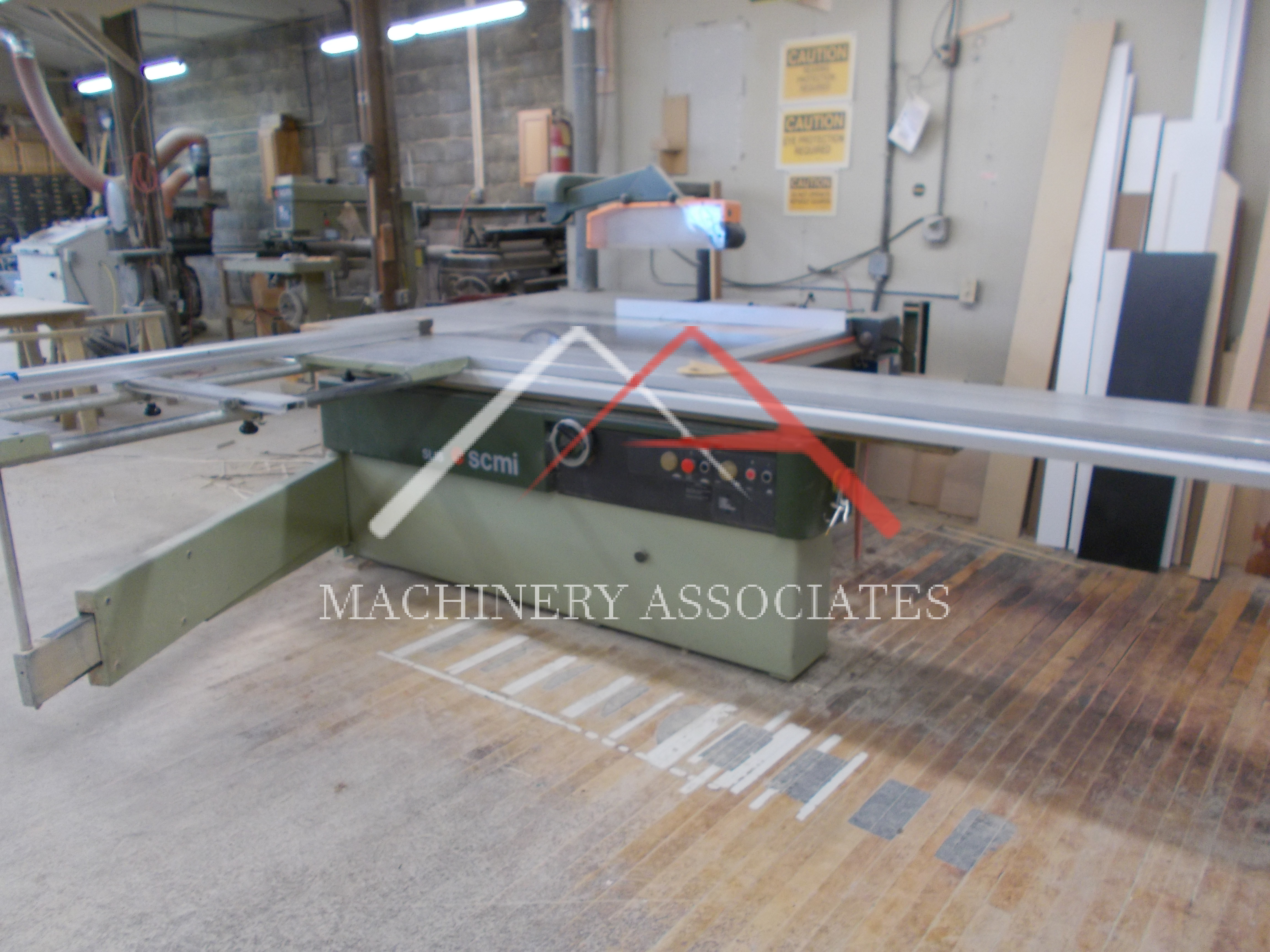 SCMI SI 15 Sliding Table Saw with TigerStop