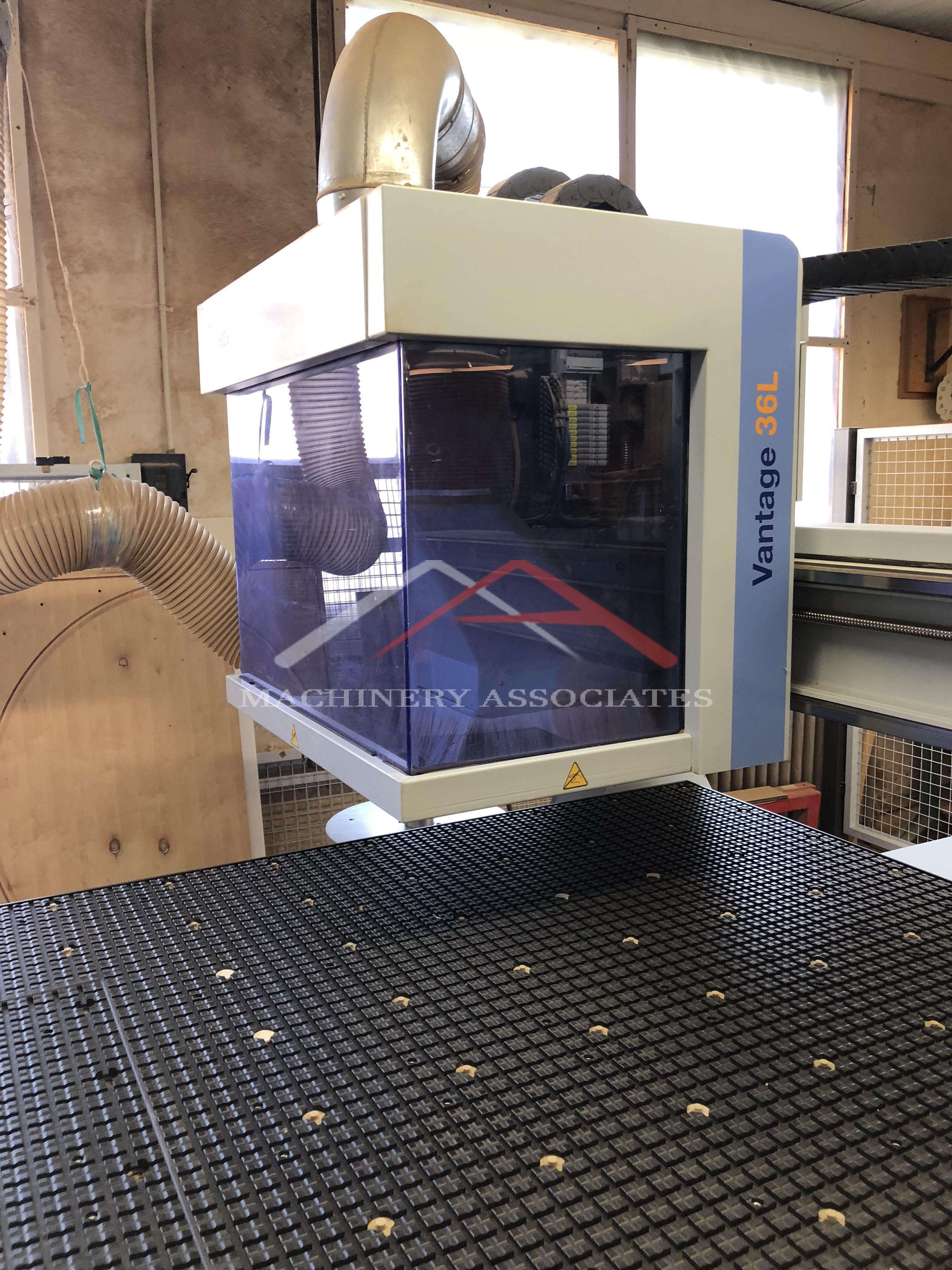 WEEKE VANTAGE 36L CNC ROUTER 5 X 12 FLAT TABLE