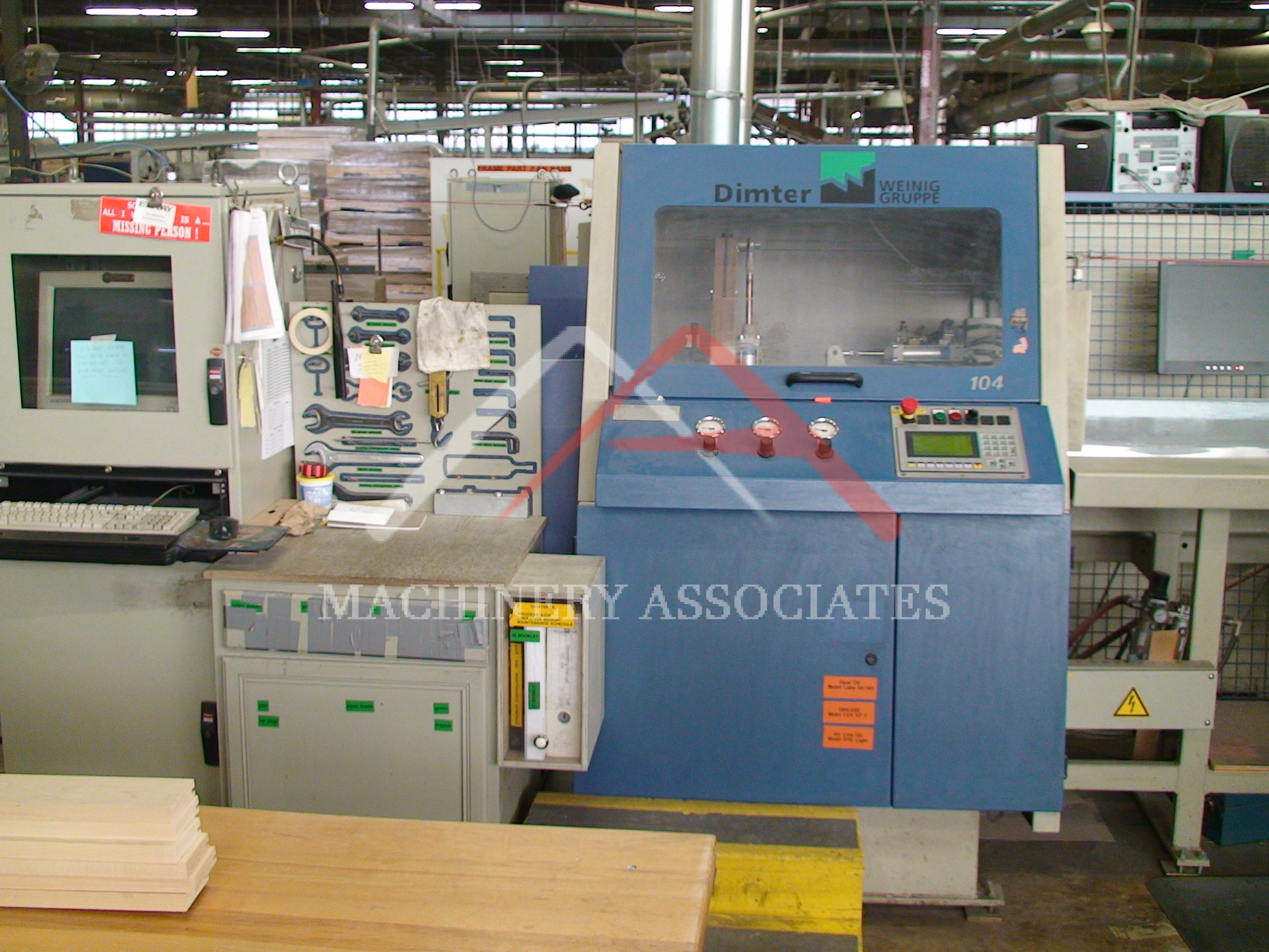 Grecon Dimter Opticut 104 R  Optimizer Saw  with 6 Kicker output and 20' 6