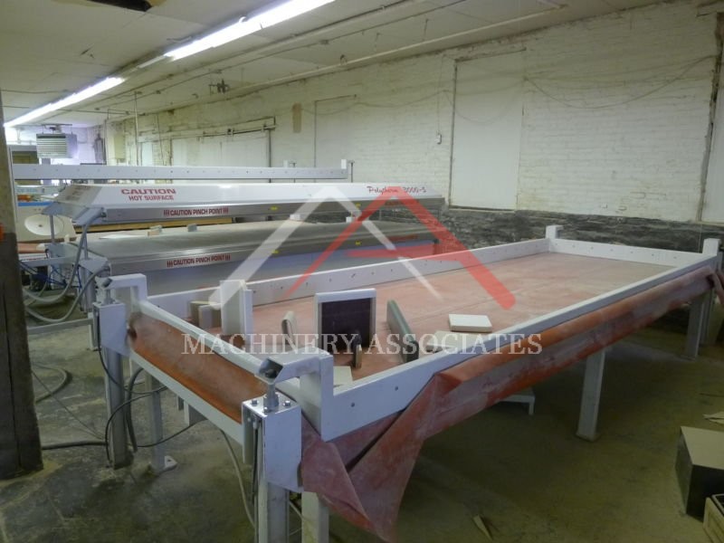 Polytherm 3000-5 Vacuum Thermoformer 