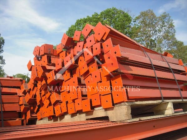 LOT OF 28 TALL x 42 DEEP PALLETRACKING