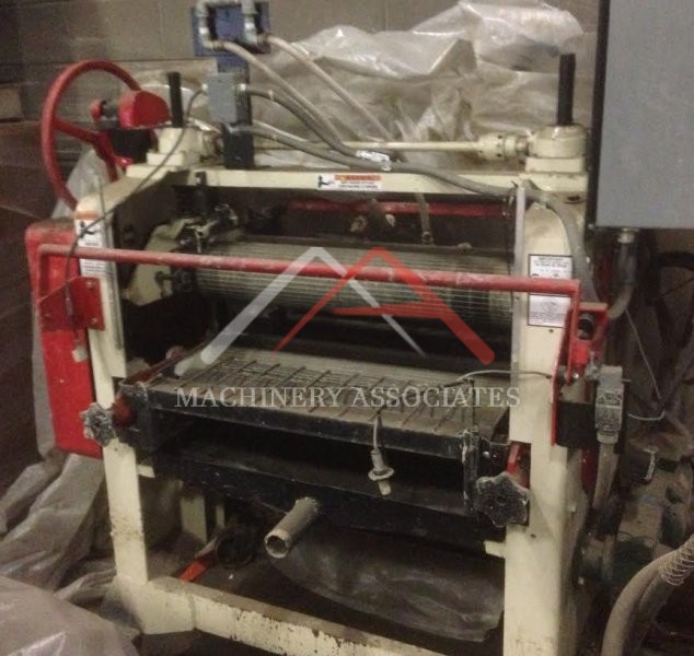 BLACK BROS 22D 650 32 TOP AND BOTTOM GLUE SPREADER  USED