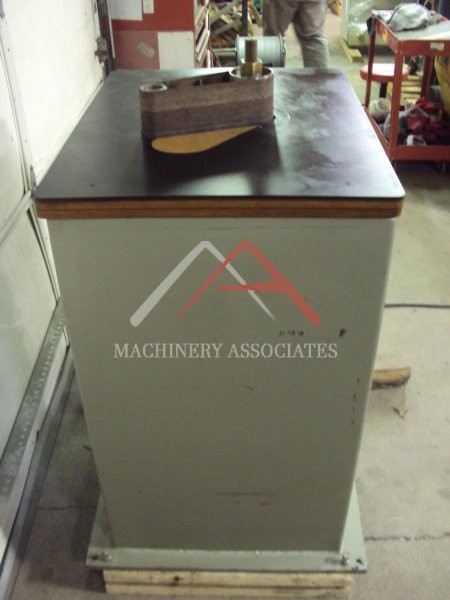 Progress P300 Profile / Edge Sander, 1.5HP, 110V, 1PH, 4" x 24" Belt