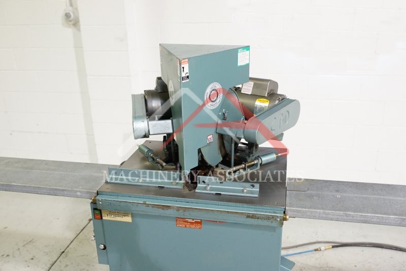 CTD D22 DOUBLE MITER SAW WINOUTFEED TABLES