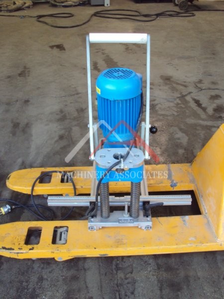 Hettich Blue Max Hinge Boring & Insertion